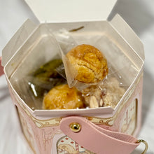 Load image into Gallery viewer, 6 Piece Whimsical Carousel Gift Box 6件裝夢幻旋轉木馬禮盒