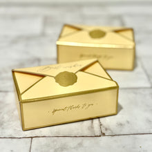 Load image into Gallery viewer, 3 Piece Best Wishes Envelope Box 3件裝鎏金信使禮盒