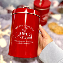 Load image into Gallery viewer, Dark Chocolate Cookie Thins Christmas Tin 黑朱古力脆片聖誕鐵罐禮盒