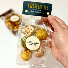 Load image into Gallery viewer, Assorted Cookies &amp; Gourmet Popcorn Gift Set 一口酥酥爆谷禮盒