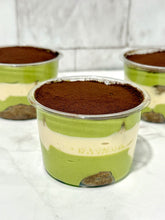 Load image into Gallery viewer, 9 Piece Pandan Dessert Platter 班蘭甜品盤