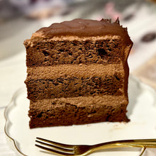 Load image into Gallery viewer, 6” Dark Chocolate Ganache Yule Log Cake 黑朱古力聖誕蛋糕