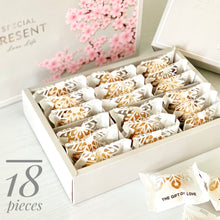 Load image into Gallery viewer, 18 pcs Assorted Cookies Gift Set with Bag 什錦一口酥禮盒包括手提袋