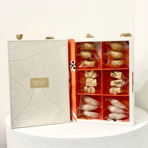 18 pcs Assorted Cookies Gift Set 什錦一口酥禮盒