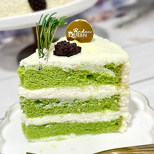 Load image into Gallery viewer, 6" Pandan Coconut Cream Yule Log Cake 班蘭椰子忌廉聖誕蛋糕