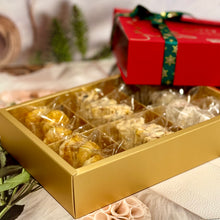 Load image into Gallery viewer, 18 Piece Assorted Cookies Mystery Box 18件装什錦一口酥盲盒