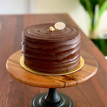 Load image into Gallery viewer, 6” Dark Chocolate Ganache Cake 黑朱古力蛋糕